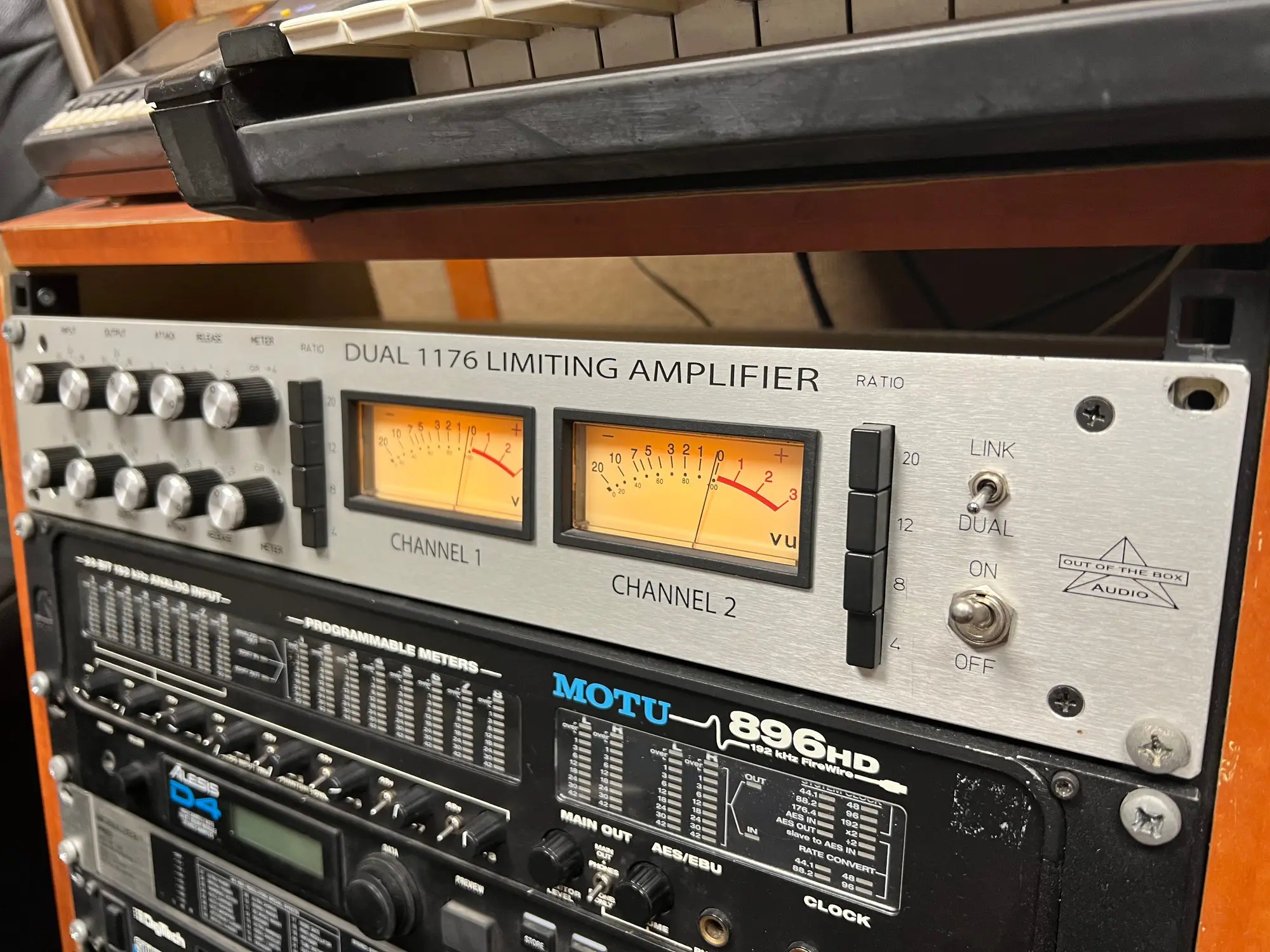 Dual 1176 Limiting Amplifier